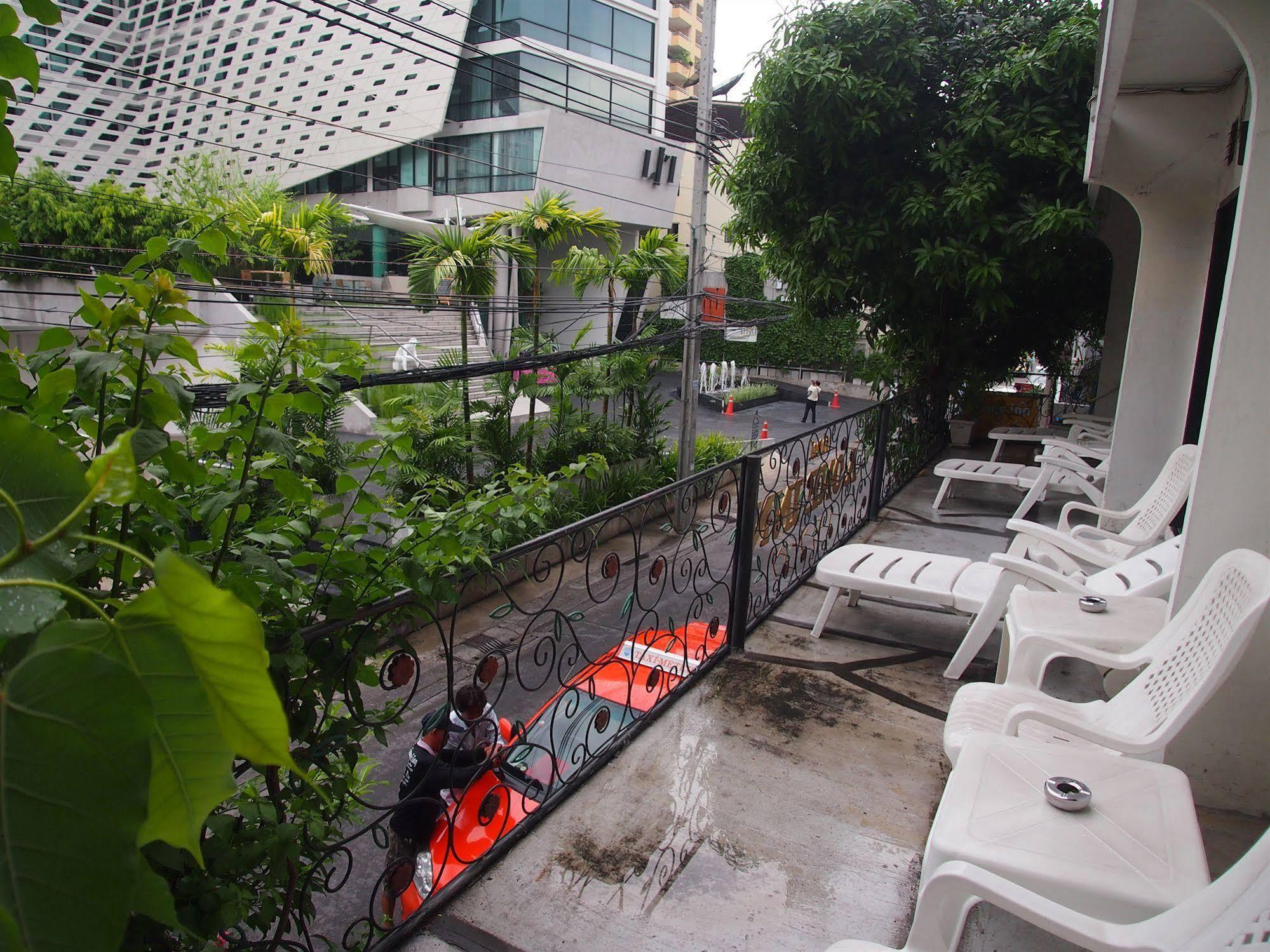 A-One Inn Bangkok Buitenkant foto