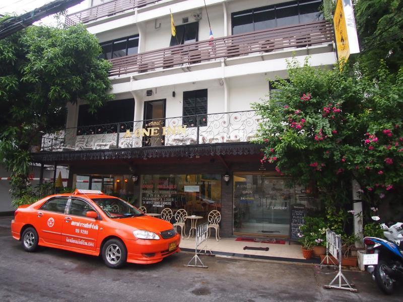 A-One Inn Bangkok Buitenkant foto