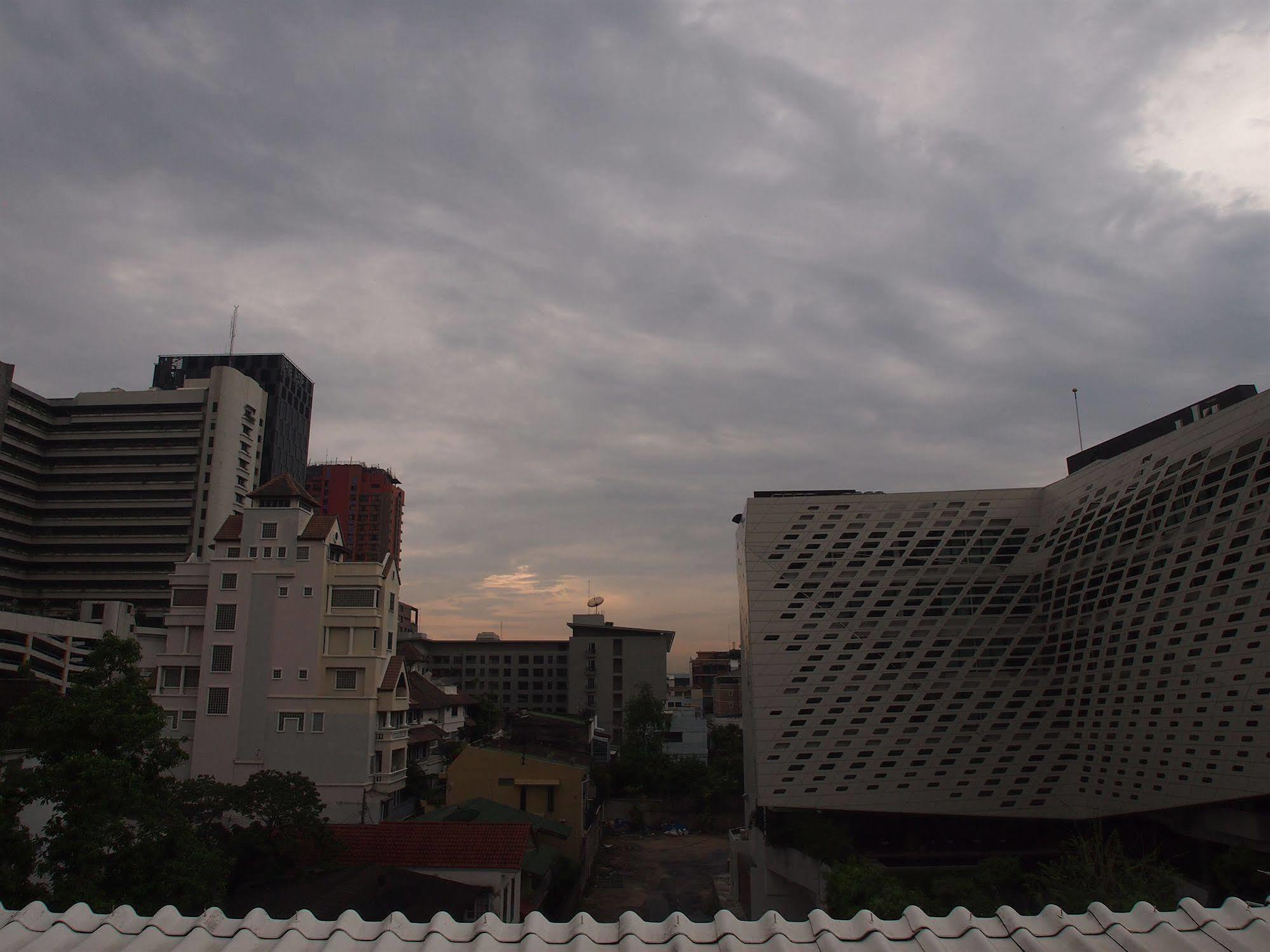 A-One Inn Bangkok Buitenkant foto